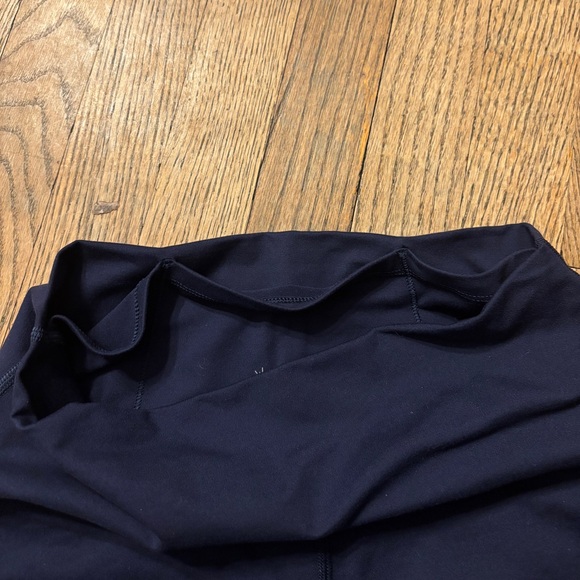 OFFLINE by Aerie The Hugger 5” Bike Shorts Navy Blue High Rise - Picture 4 of 6